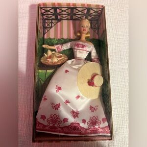 Barbie Victorian Tea Doll Vintage 2002 Avon Exclusive Blonde F144371 NRFB Mattel